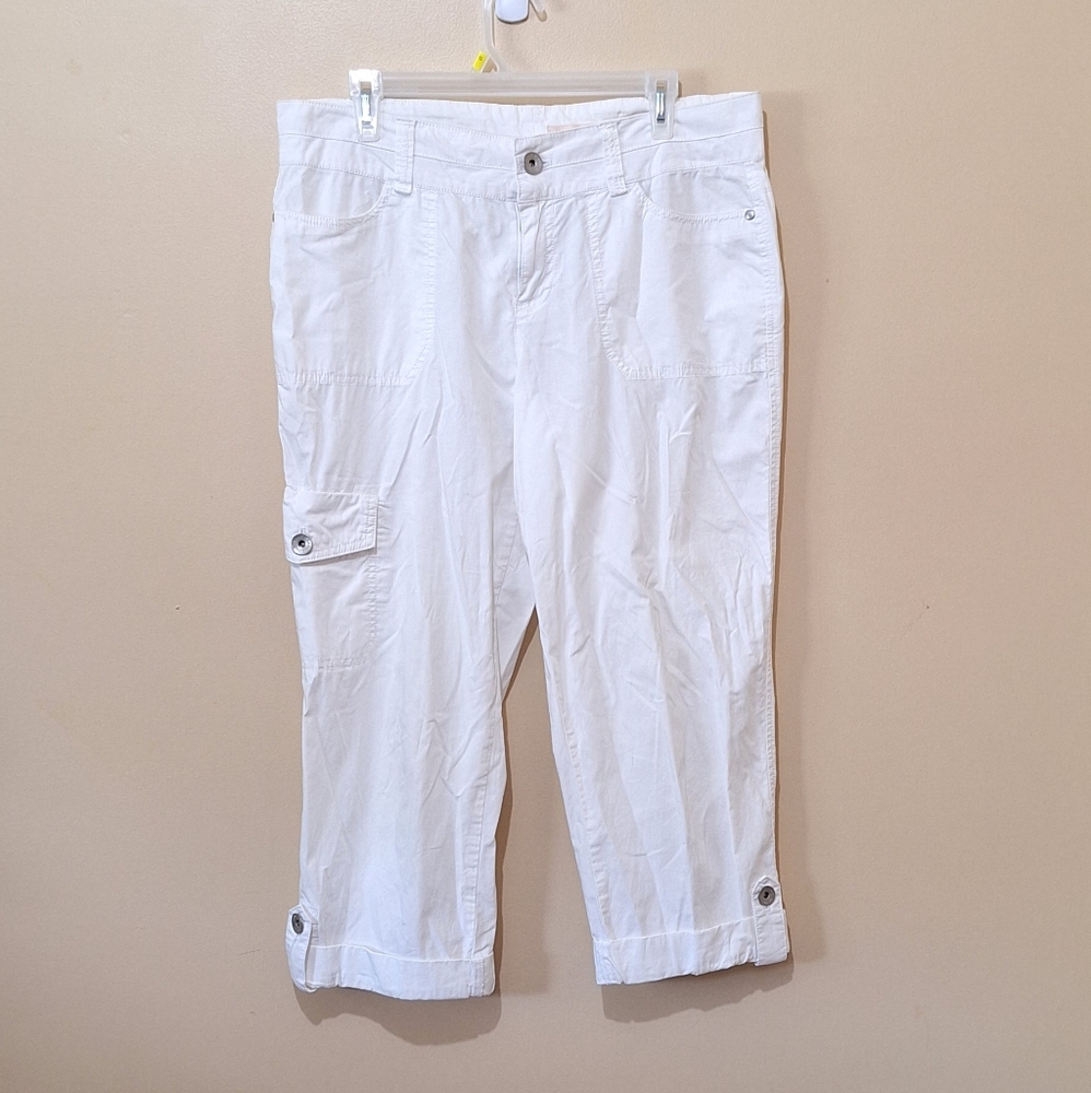 DKNY White Capris